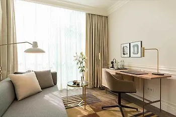 H10 Casa Mimosa 4* Sup Отель Барселона